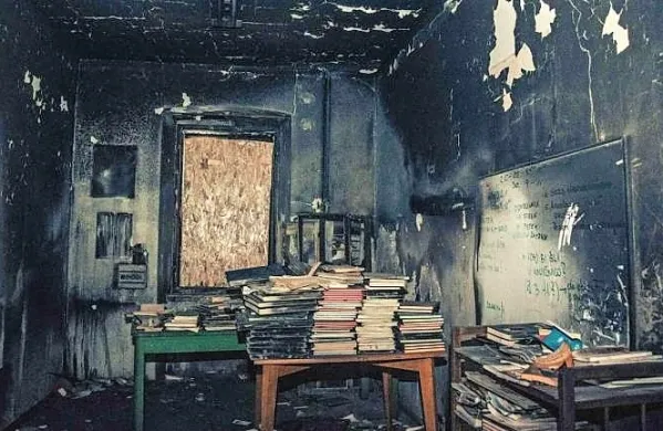 Deset let že popisujejo zapu&scaron;čene stavbe v Trstu