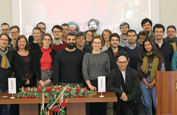 Raziskovalci in mentorji SMASH na seminarju decembra 2024