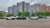 Uporabniki lahko na začasnem   makadamskem  parkirišču  pri sodišču parkirajo le še do ponedeljka.

