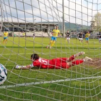 Nogometa&scaron;i Kopra so se uvrstil v finale nogometnega pokala: z Bravom so zgodaj pometli (FOTO)