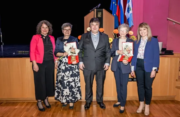 Kanal ob Soči: Nagradi občine vsestranski kulturni ustvarjalki in predani prostovoljki