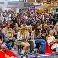 UmiKo: &ldquo;Po &scaron;olski telovadnici so se sprehajali nezemljani&rdquo; (FOTOGALERIJA)