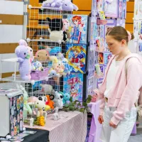 UmiKo: &ldquo;Po &scaron;olski telovadnici so se sprehajali nezemljani&rdquo; (FOTOGALERIJA)