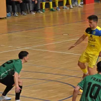 Tilen Cupin je za Bronx zadel v polno in enkrat še okvir vrat.