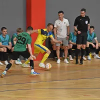 Domačina Roka Grželja je dobro čuval nekdanji reprezentant 
Benjamin Tušar.