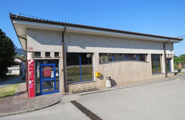 Mercatorjev market v Prvačini sedaj sameva, njegova usoda pa še 
ni znana.