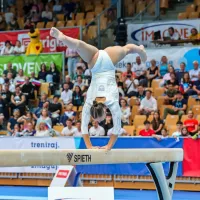 Lucija Hribar zmagi na bradlji danes dodala &scaron;e srebro na gredi, Beno Kunst bronast na preskoku (FOTO)