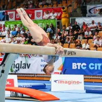 Lucija Hribar zmagi na bradlji danes dodala &scaron;e srebro na gredi, Beno Kunst bronast na preskoku (FOTO)