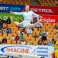 Lucija Hribar zmagi na bradlji danes dodala &scaron;e srebro na gredi, Beno Kunst bronast na preskoku (FOTO)
