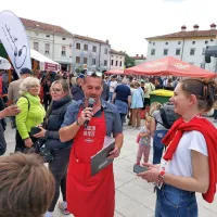 Pa&scaron;ta Fe&scaron;ta privabila &scaron;e več obiskovalcev kot lani (FOTO)