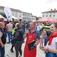 Pa&scaron;ta Fe&scaron;ta privabila &scaron;e več obiskovalcev kot lani (FOTO)