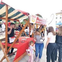 Pa&scaron;ta Fe&scaron;ta privabila &scaron;e več obiskovalcev kot lani (FOTO)