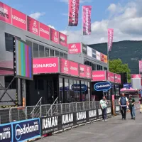 Zadnje dejanje bo prihod skozi cilj pred Trgom Evrope v Novi 
Gorici, kjer so sredi dneva delavci še urejali zadnje podrobnosti.