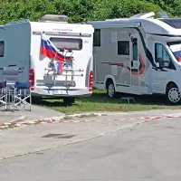 Gori&scaron;ka v pričakovanju Gira: pozdrav Rogliču z asfalta in ob njem (FOTO)
