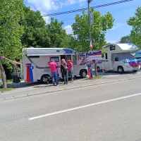 Gori&scaron;ka v pričakovanju Gira: pozdrav Rogliču z asfalta in ob njem (FOTO)