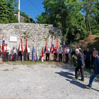 Vini&scaron;če: obeležje spominja na požig vasi maja 1944 in na pogum domačinov