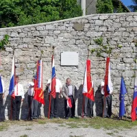 Vini&scaron;če: obeležje spominja na požig vasi maja 1944 in na pogum domačinov
