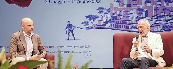 Gad Lerner (desno) je v Gorici orisal perspektive sožitja med 
Izraelci in Palestinci.