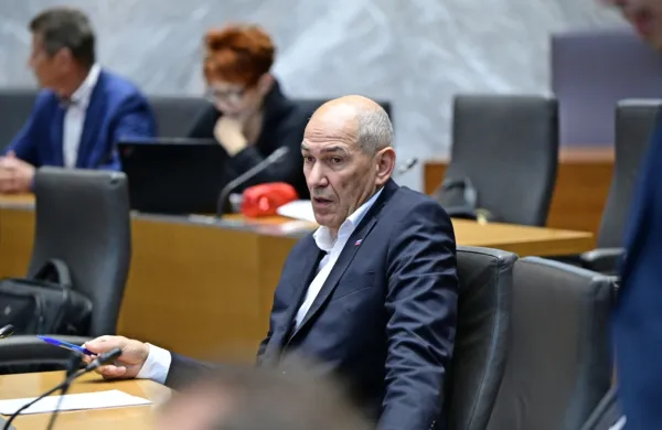 Zadeva Patria: Jan&scaron;a &ldquo;&scaron;e čuti posledice&rdquo;
