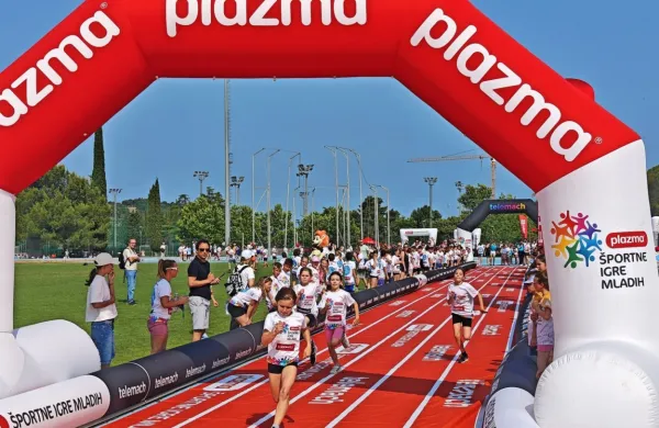V športnem park Bonifiku se je zbralo več kot 1300 mladih 
športnikov, ki so se na regijskih in občinskih tekmovanjih uvrstili 
med najboljše v Sloveniji.