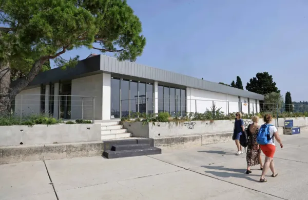 Objekt Casa San Lorenzo je prenovljen, a kljub temu še ne služi svojemu namenu.