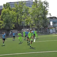 Vročine vajeni nogometaši so na kakovostni umetni travi poskrbeli 
za vrsto lepih potez.