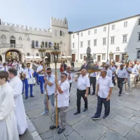 Tudi letos procesija v čast sv. Nazarija, zavetnika mesta Koper (FOTO)