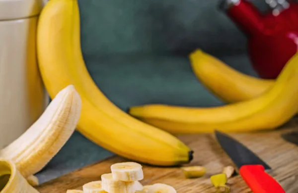 Banane kožo učvrstijo.
