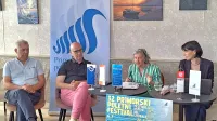  Dogodke 32. PPF so poleg vodje Neve Zajc (druga z desne) in 
producentke Martine Gamboz predstavila še predstavnika pomembnih partnerjev,  (z leve) direktor Avditorija Borut Bažec in v 
imenu koprske italijanske skupnosti Mario Steffe.   