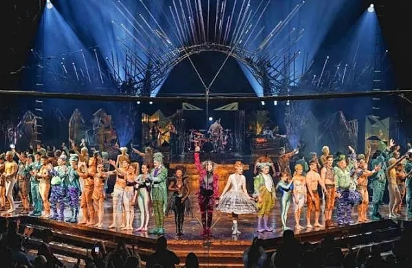 Predstava Alegría - In a new Light znamenitega Cirque du Soleil 