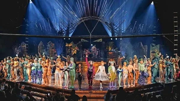 Predstava Alegría - In a new Light znamenitega Cirque du Soleil 