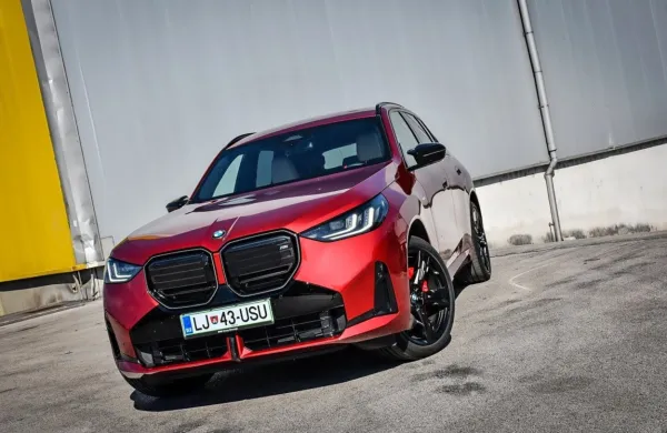 BMW X3, ki velja za najbolj priljubljenega križanca v BMW-jevi paleti, je pred nekaj meseci doživel 
korenito prenovo.