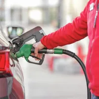 Ko na črpalki natočimo liter goriva, se le manj&scaron;i del na&scaron;ega plačila dejansko nana&scaron;a na samo gorivo. 