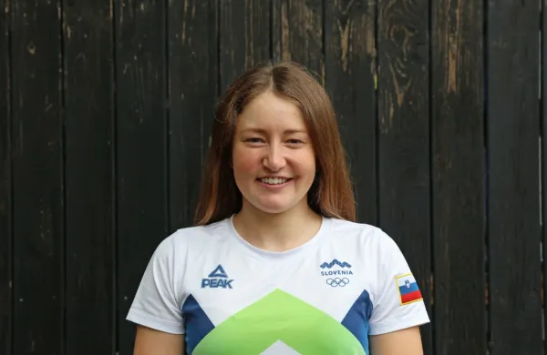 Eva Alina Hočevar