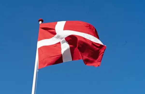 Danska bo Svetu EU predsedovala do konca leta, ko bo štafeto 
predala Cipru.