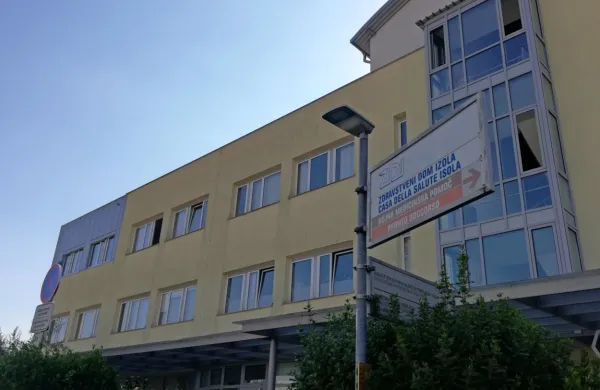 Sodbo upravnega sodišča, ki je sicer pritrjevala ugotovitvam finančne uprave, je ustavno sodišče 
razveljavilo  zaradi kršitve 22. člena ustave, ki zagotavlja pošteno sojenje. 