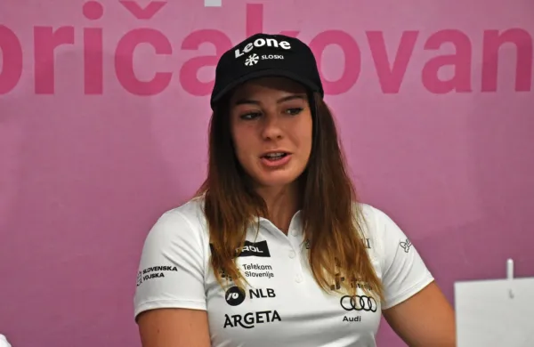 Andreja Slokar je odločena, da v novi zimi skuša osvojiti olimpijsko odličje. 