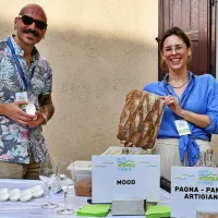 Mitja Pertot iz bistroja in vinoteke Mood v tržaški židovski četrti in 
Giorgia Gavagnin iz pekarne Pagna Panificio Artigianale. 