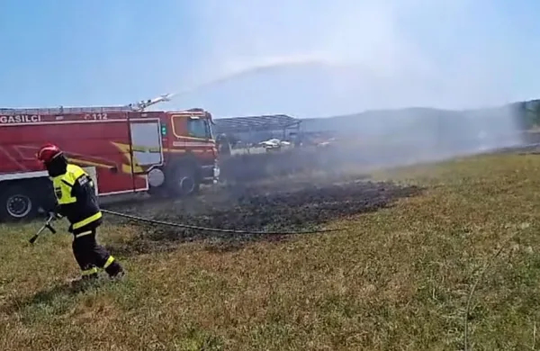 Ponoči goreli smetnjaki, včeraj p&scaron;enično polje (FOTO)