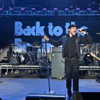 Dominic Harrison alias Yungblud je občinstvo prepričal s priredbo 
skladbe Changes z albuma Vol. 4.