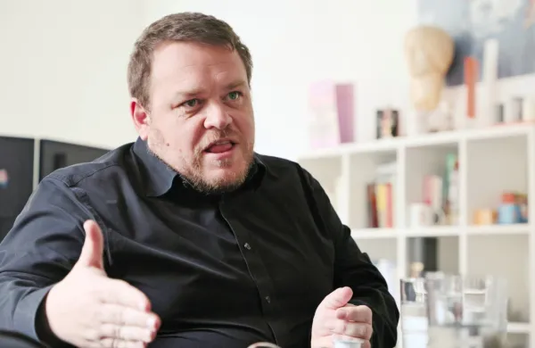 Minister Simon Maljevac zavrača poziv Obrtno-podjetniške zbornice Slovenije k odstopu zaradi načina uveljavitve prispevka za 
dolgotrajno oskrbo.