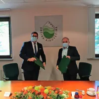 Septembra  2021 je  takratni minister  za notranje zadeve  Aleš  Hojs  
z  ajdovskim  županom  Tadejem  Beočaninom  podpisal  pismo  o  
nameri za  gradnjo  nove policijske  postaje. 