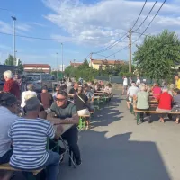 Praznik vina in česna v Novi vasi: kdor prej pride, prej oku&scaron;a