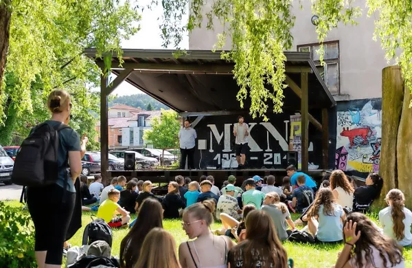 Festival podjetništva je pritegnil  tako šolarje kot dijake.