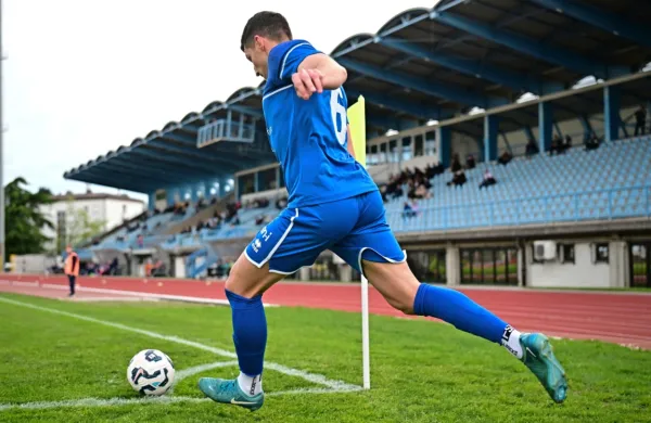Koga ali kaj bodo poleti spremljali gledalci v novogoriškem 
športnem parku? 