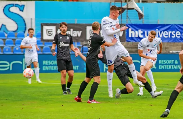 Sebastjan Lesjak (desno) je za Gorico proti svojemu bivšemu klubu 
zadel tudi na prijateljski tekmi v športnem parku. 