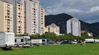 Urejeno odvajanje voda bo omogočilo varno stanovanjsko gradnjo 
na travniku med Kidričevo ulico in Ulico  Gradnikovih brigad.