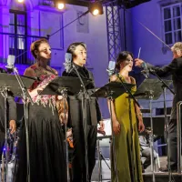 S Titovega trga so odmevale operne arije (FOTOGALERIJA)