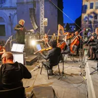 S Titovega trga so odmevale operne arije (FOTOGALERIJA)