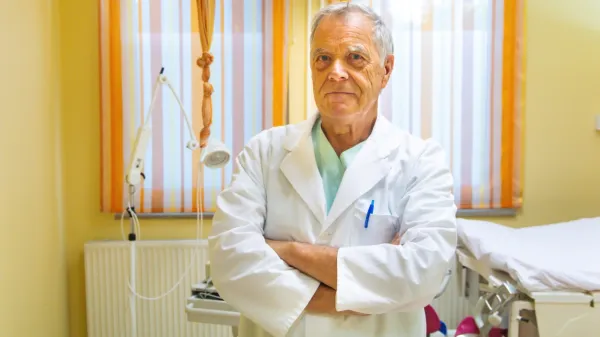 (INTERVJU) dr. Aleksander Merlo: &ldquo;Ker smo majhni, bi lahko naredili na&scaron;e zdravstvo sprejemljivo za vse&rdquo;